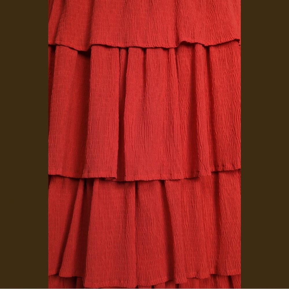 NWT Lulu’s Tiered Midi Dress - Picture 5 of 16